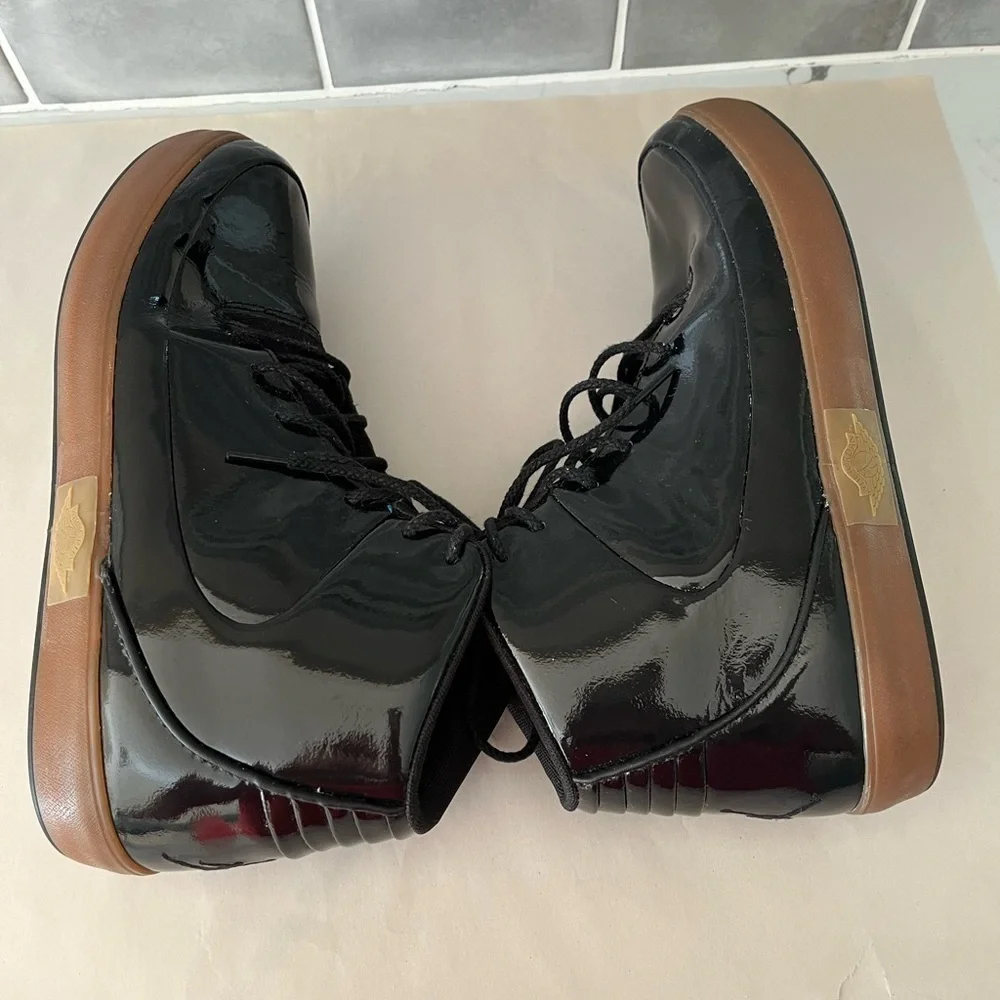 Nike Jordan Grown v.9 Black/Black-Gum Med Brown 453930-002 Men's Size 11